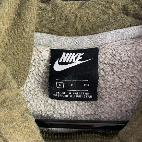 Nike Funnel Neck Hoodie - Picture 3 of 3